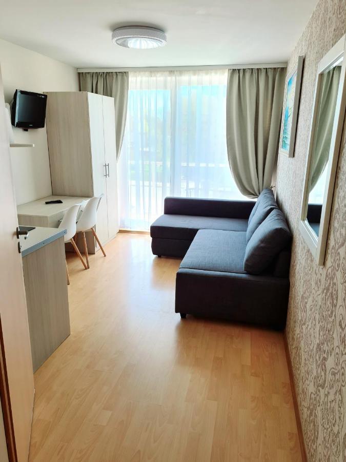 Justinos Vila Palanga Exterior foto
